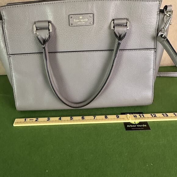 Kate Spade Leather Taupe Handbag with crossbody strap. - Picture 9 of 15